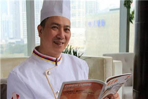 梁叶桉：他的<font color='red'>菜谱</font>，为何能被苹果公司点赞？