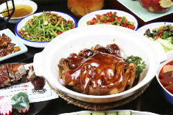 客人剩菜厨师受罚，冤不冤？