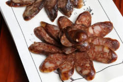 五款招牌香肠制作，多种风味，下酒特棒！