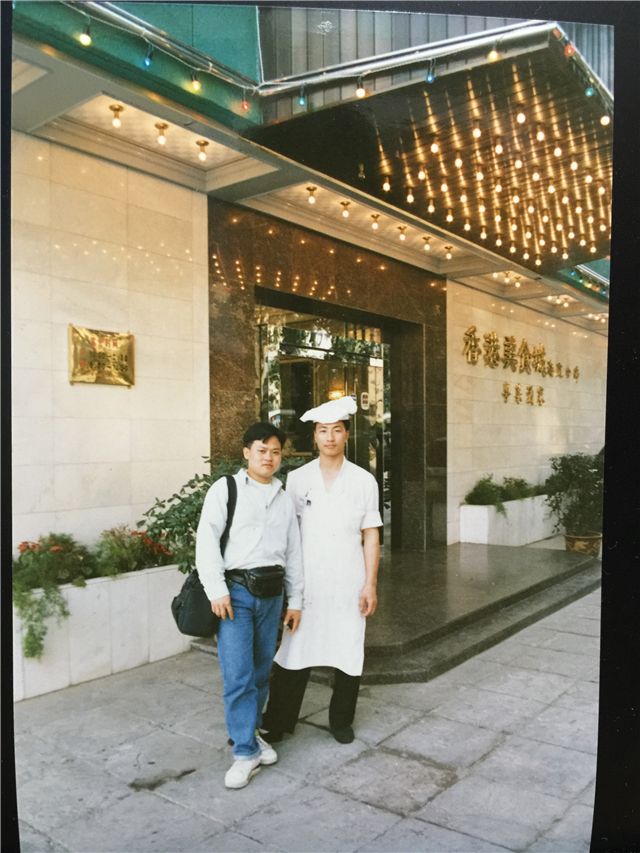 曾耀文：香港“刀王”后代，出身百年厨师世家