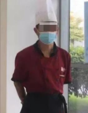 疑因被辞退起杀心，厨师连捅女经理17刀！